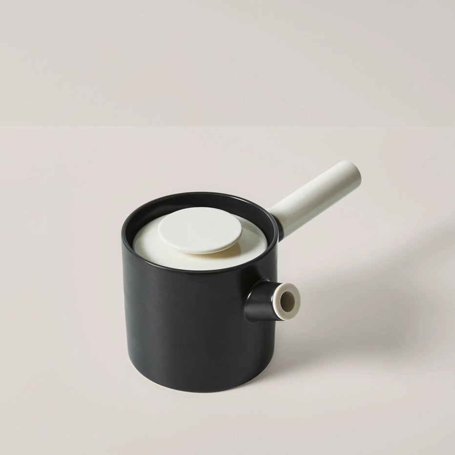 La Petite Teapot by WeSteep