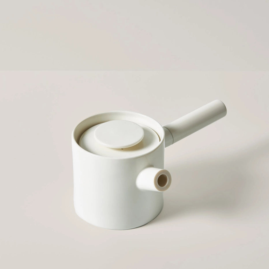 La Petite Teapot by WeSteep